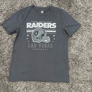 Abercrombie kids Graphic tee raiders size 11/12